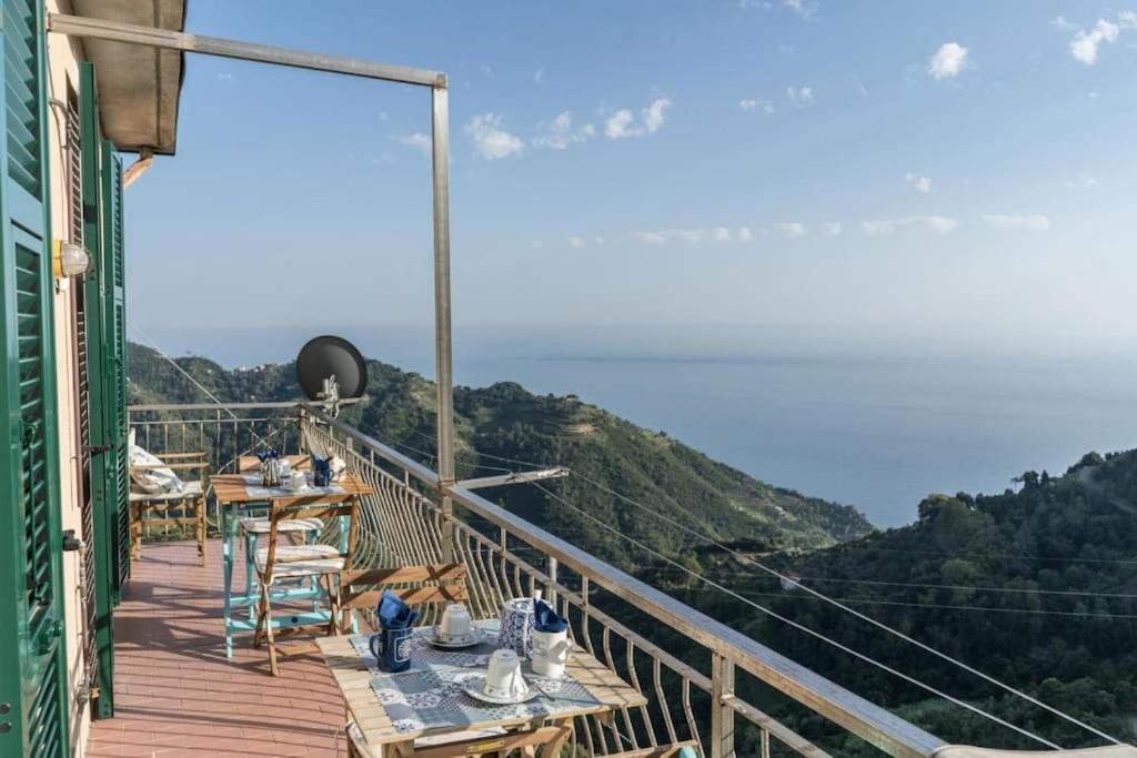 La Finestra Sul Mare A Drignana Villa Vernazza Exterior foto